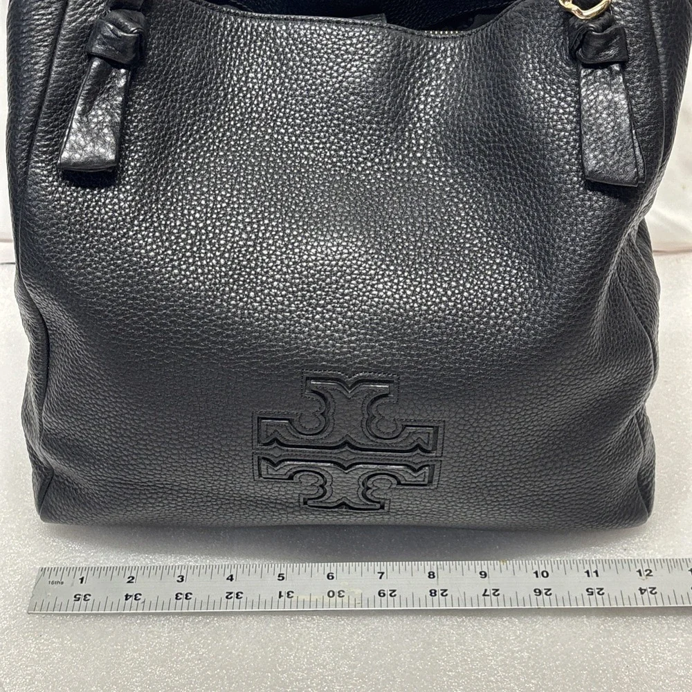 Tory Burch Harper Tote Bag Black Excellent Pebbled Leather Gold Chain Logo